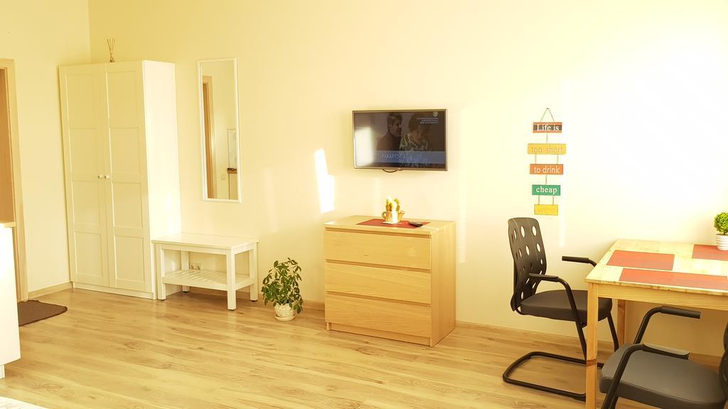 Irmos Apartamentai Salia Klaipedos Toleikiai Buitenkant foto